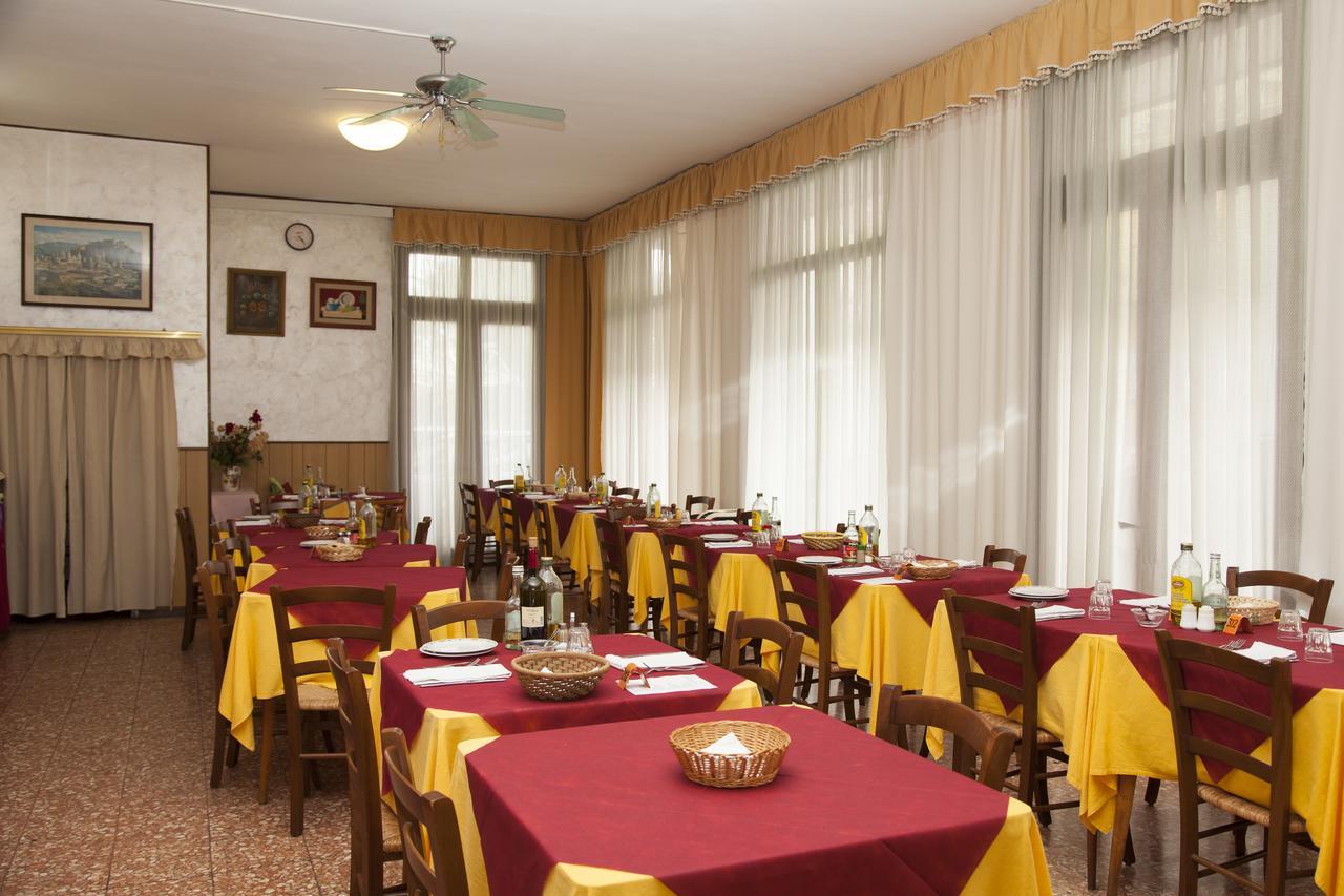 Hotel Taormina Lido di Jesolo Dış mekan fotoğraf